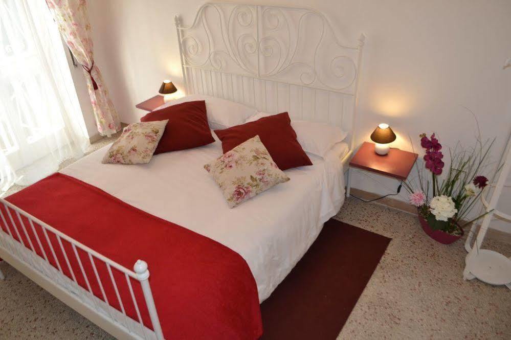 La Luna Di Roma B&B Екстериор снимка